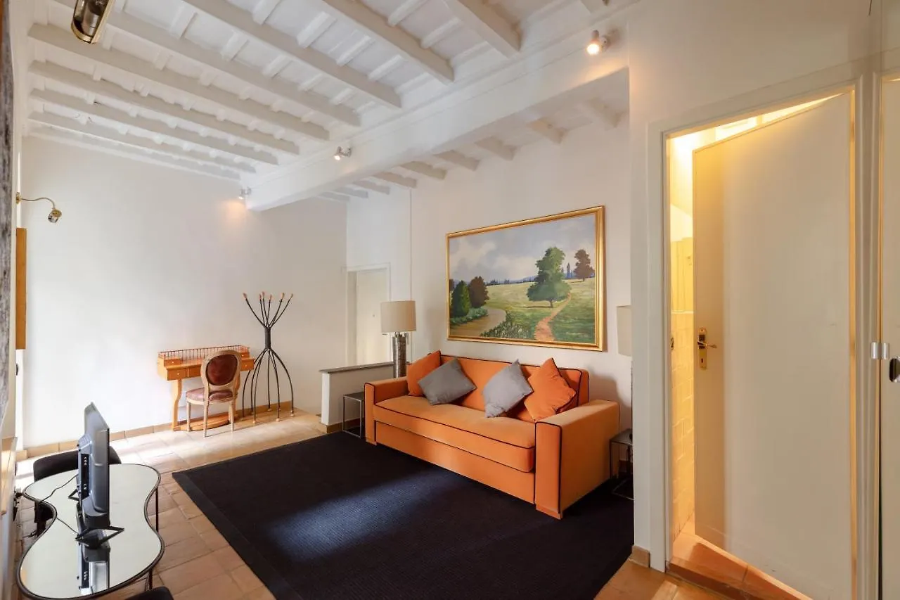Cozy Apartment With Private Garden At Spanishsteps Rome 0*,